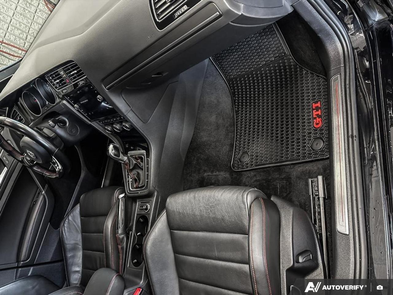 2019 Volkswagen Golf GTI  Photo