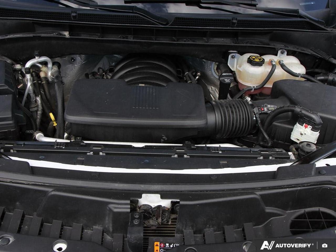 2023 GMC Yukon 4WD 4dr SLE Photo
