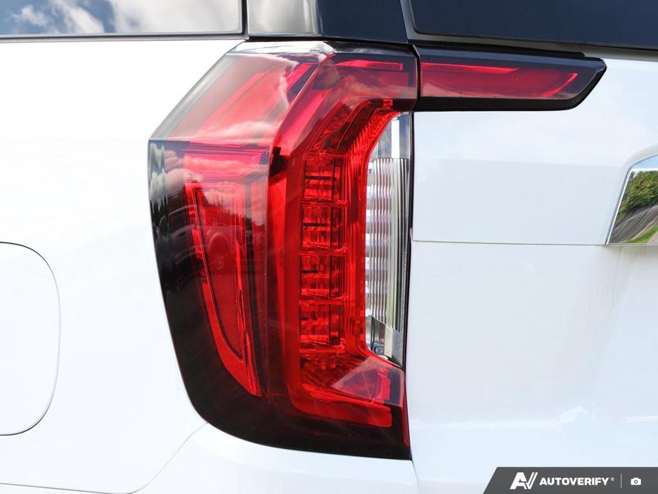 2023 GMC Yukon 4WD 4dr SLE Photo