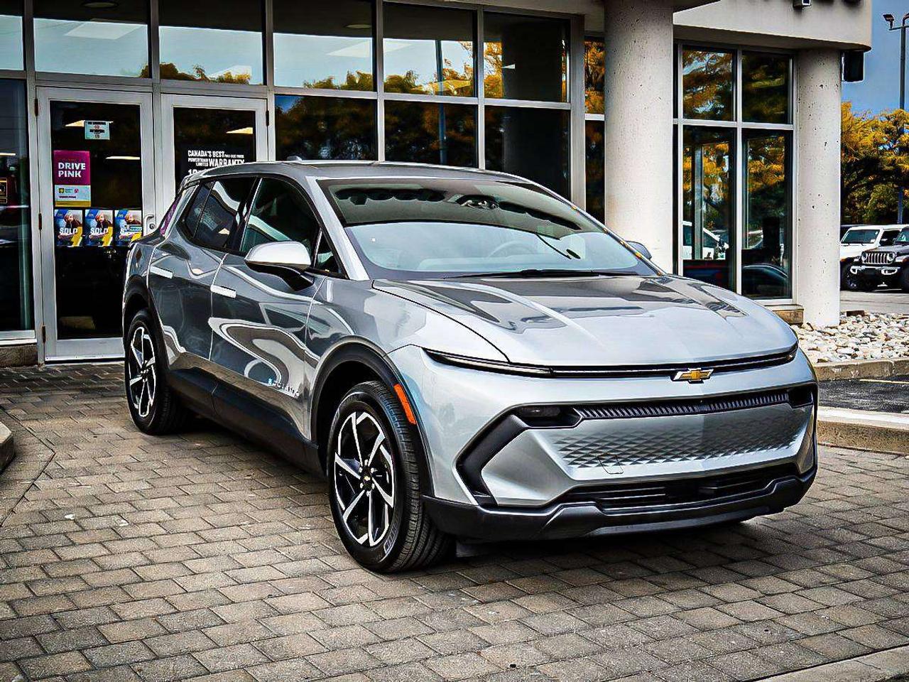 2025 Chevrolet Equinox  Photo5