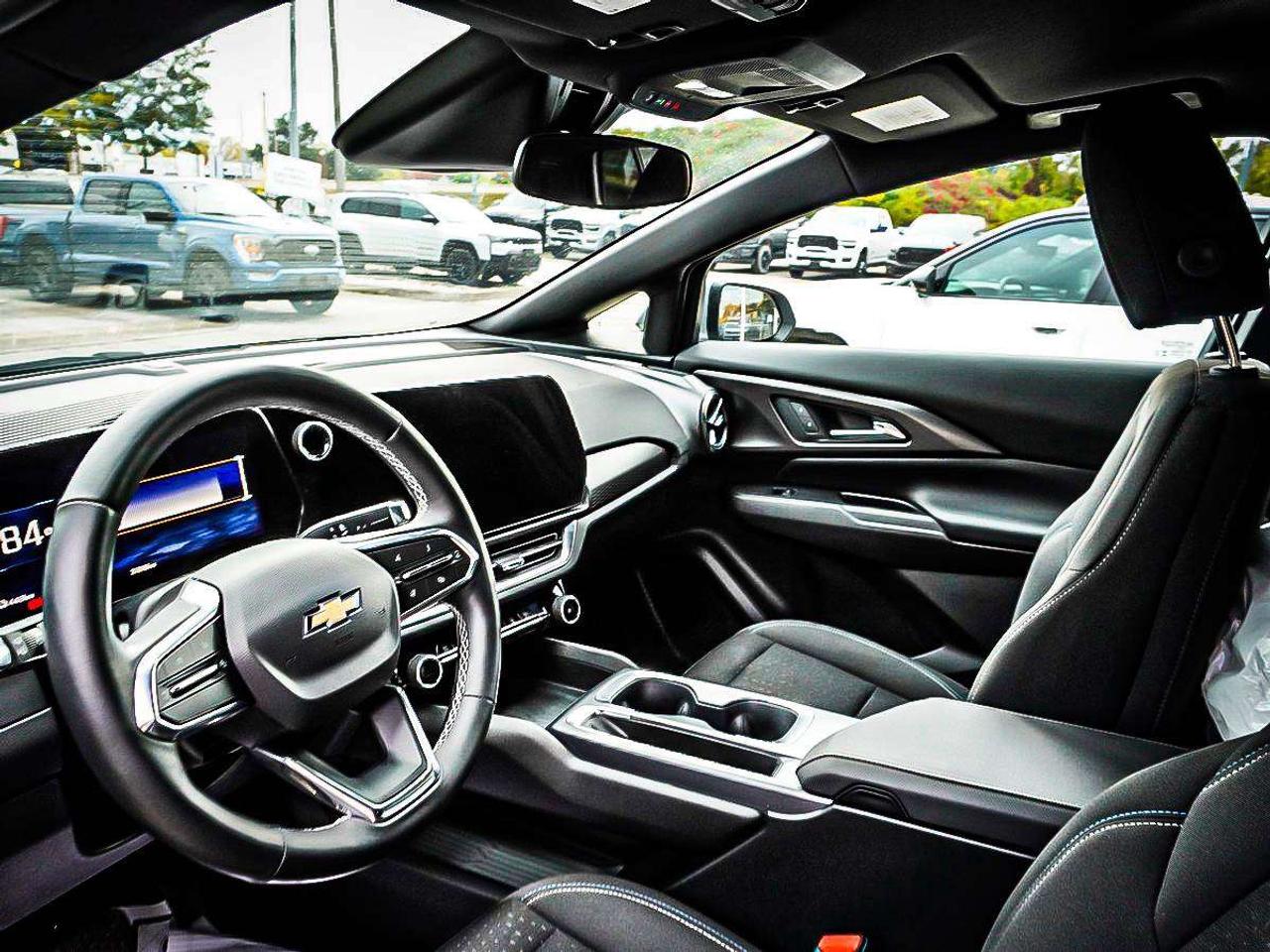 2025 Chevrolet Equinox  Photo