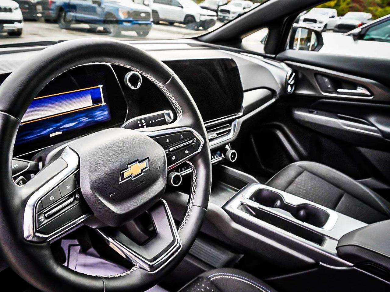 2025 Chevrolet Equinox  Photo