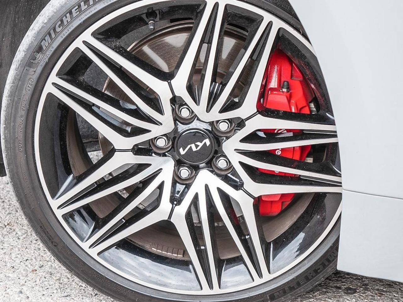 2022 Kia Stinger  Photo