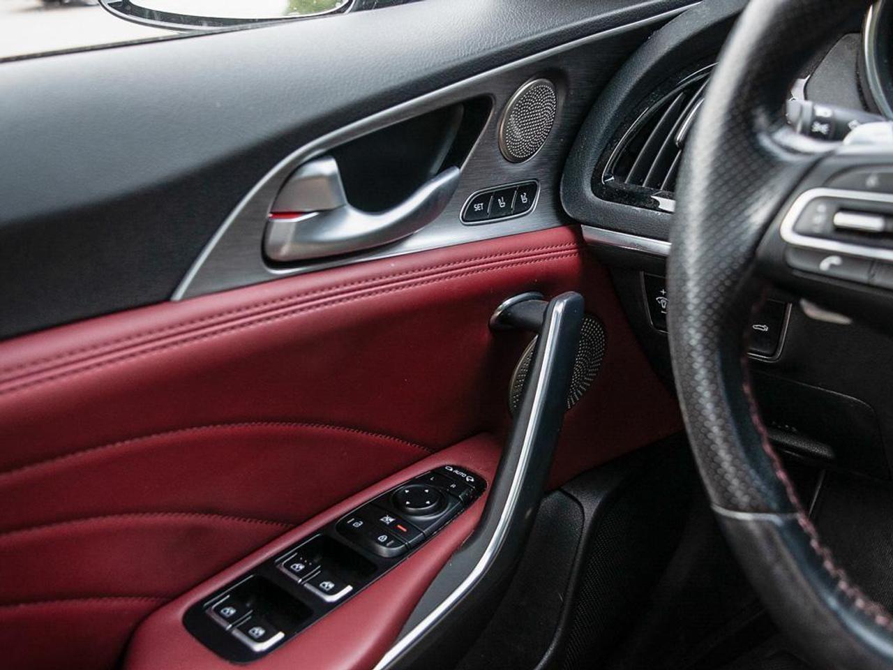2022 Kia Stinger  Photo