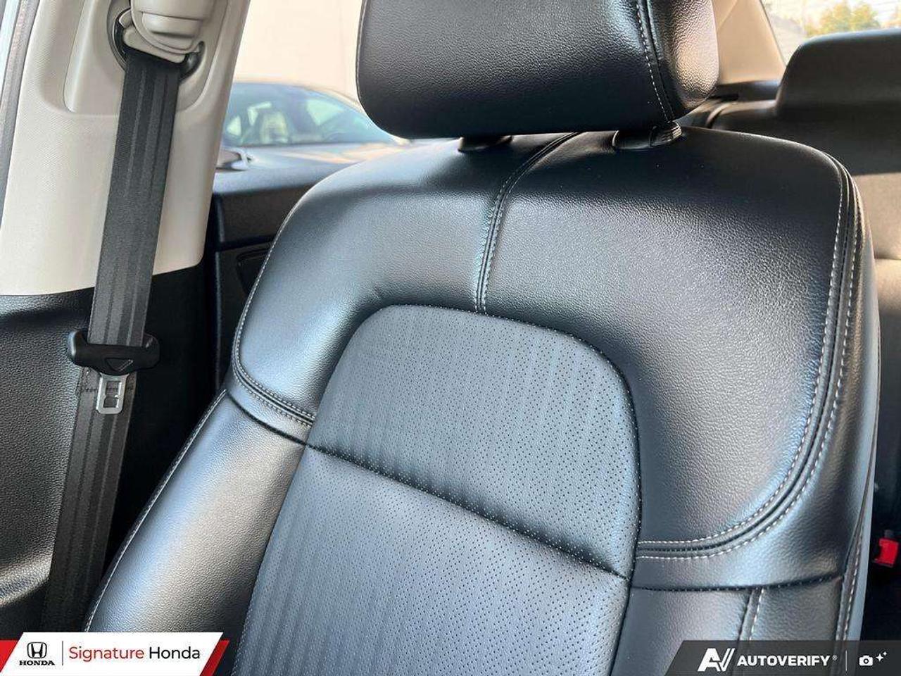 2022 Honda Civic Touring Photo