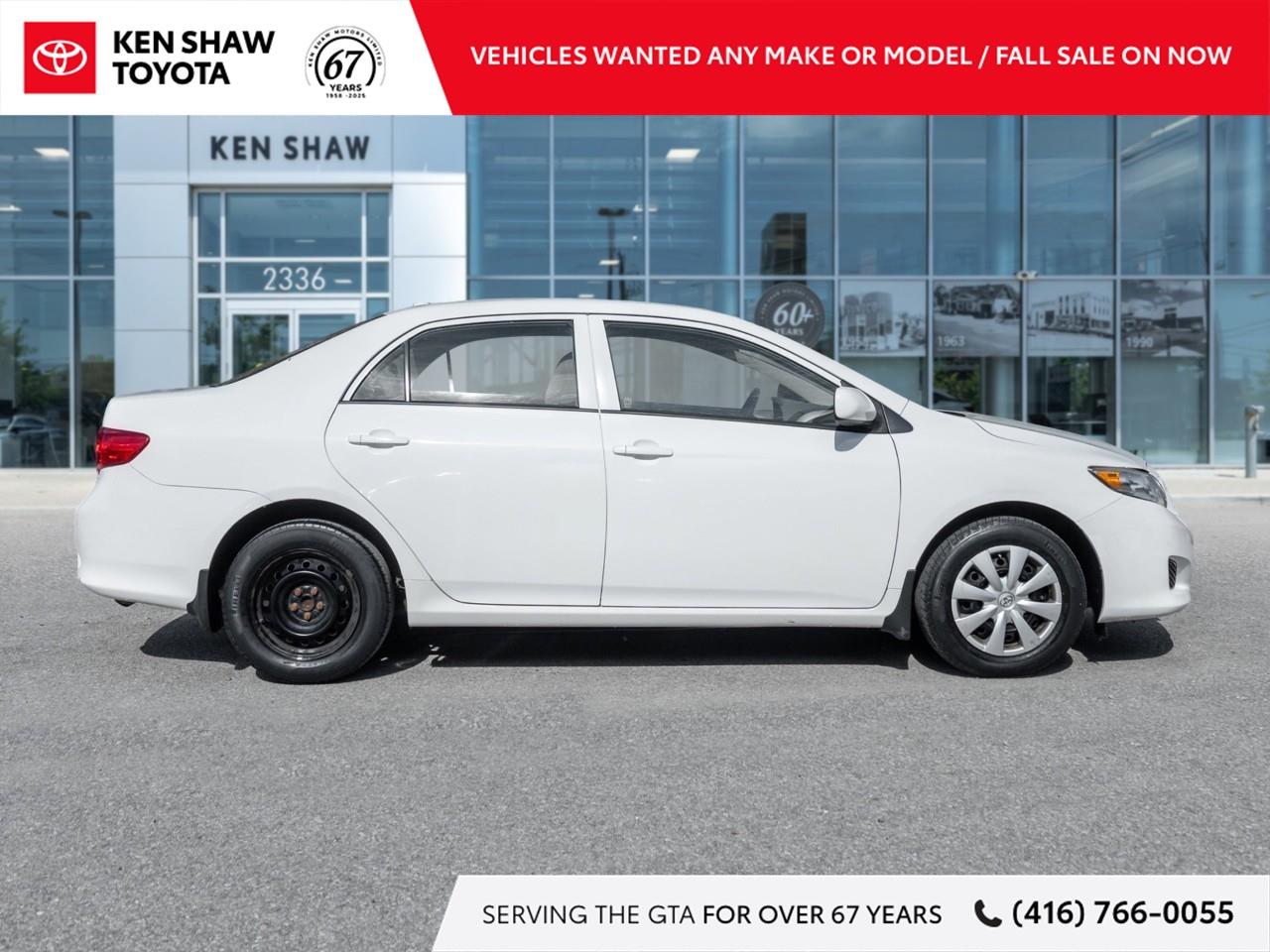 2010 Toyota Corolla LE (A4) 4dr Sedan Photo