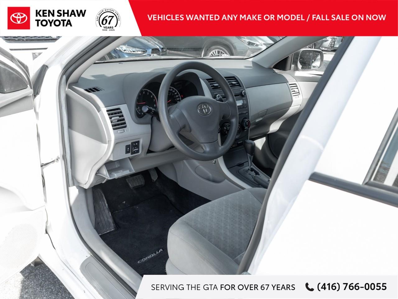 2010 Toyota Corolla LE (A4) 4dr Sedan Photo