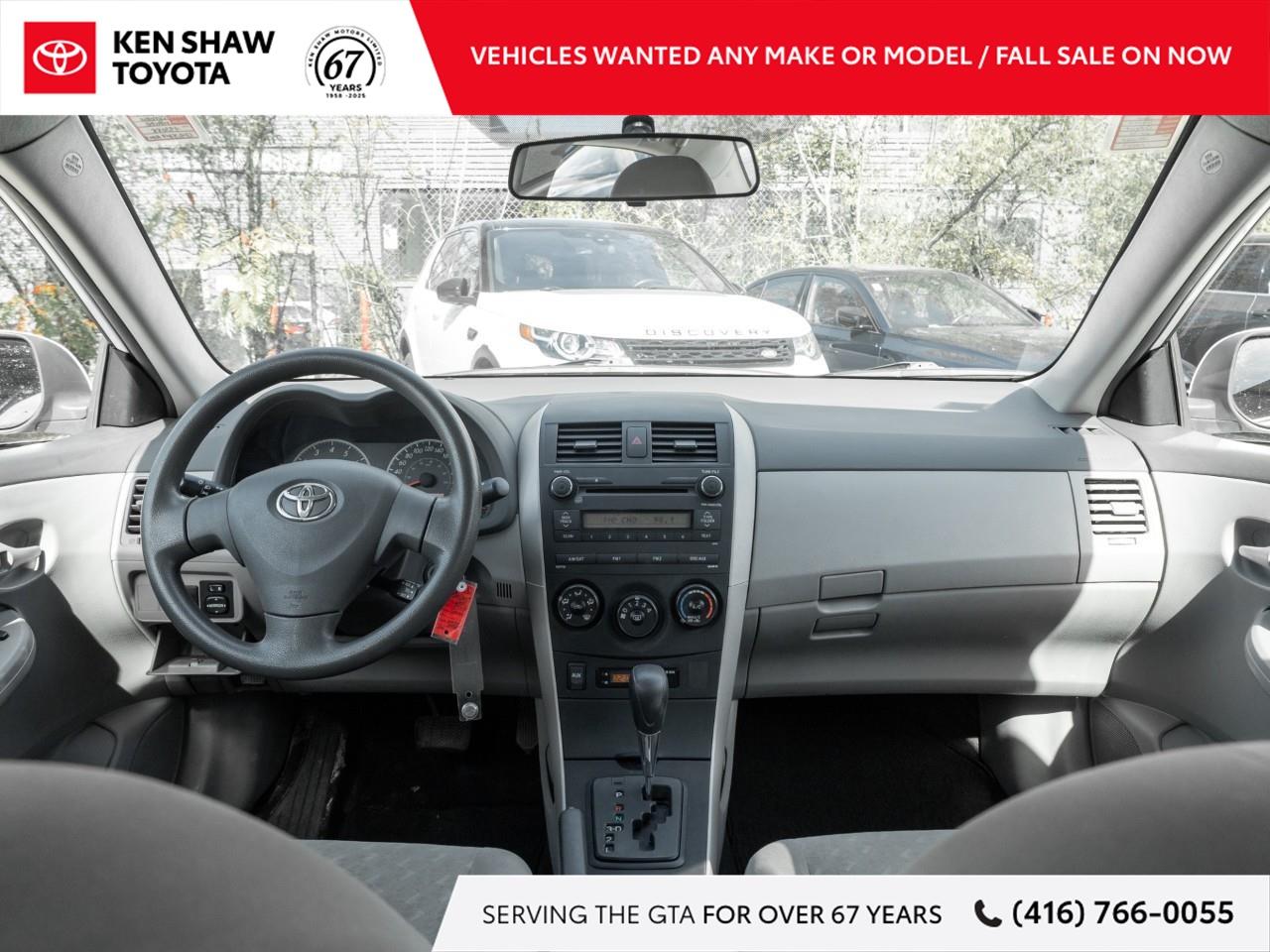 2010 Toyota Corolla LE (A4) 4dr Sedan Photo