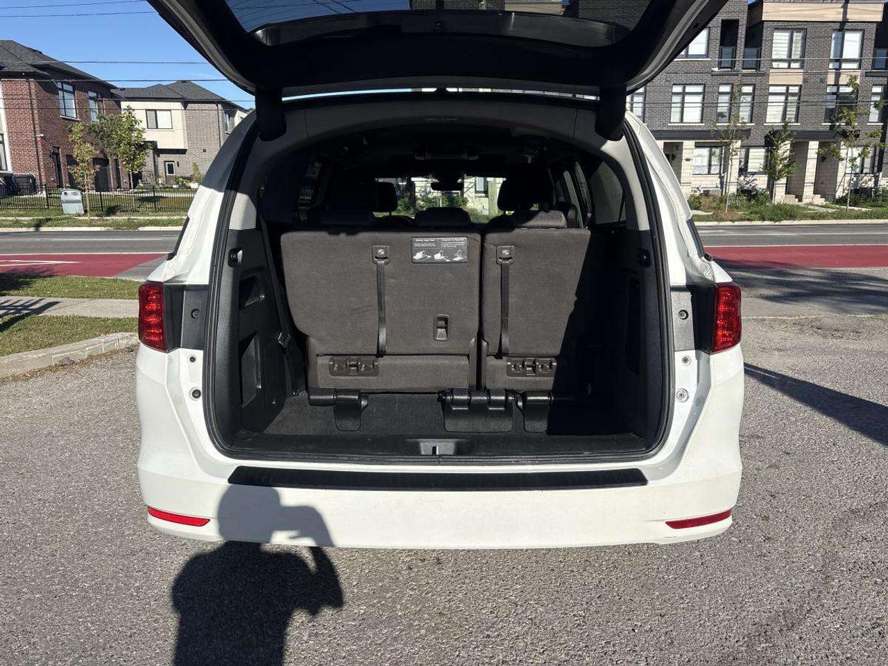 2023 Honda Odyssey EX Clean Carfax/One Owner Photo