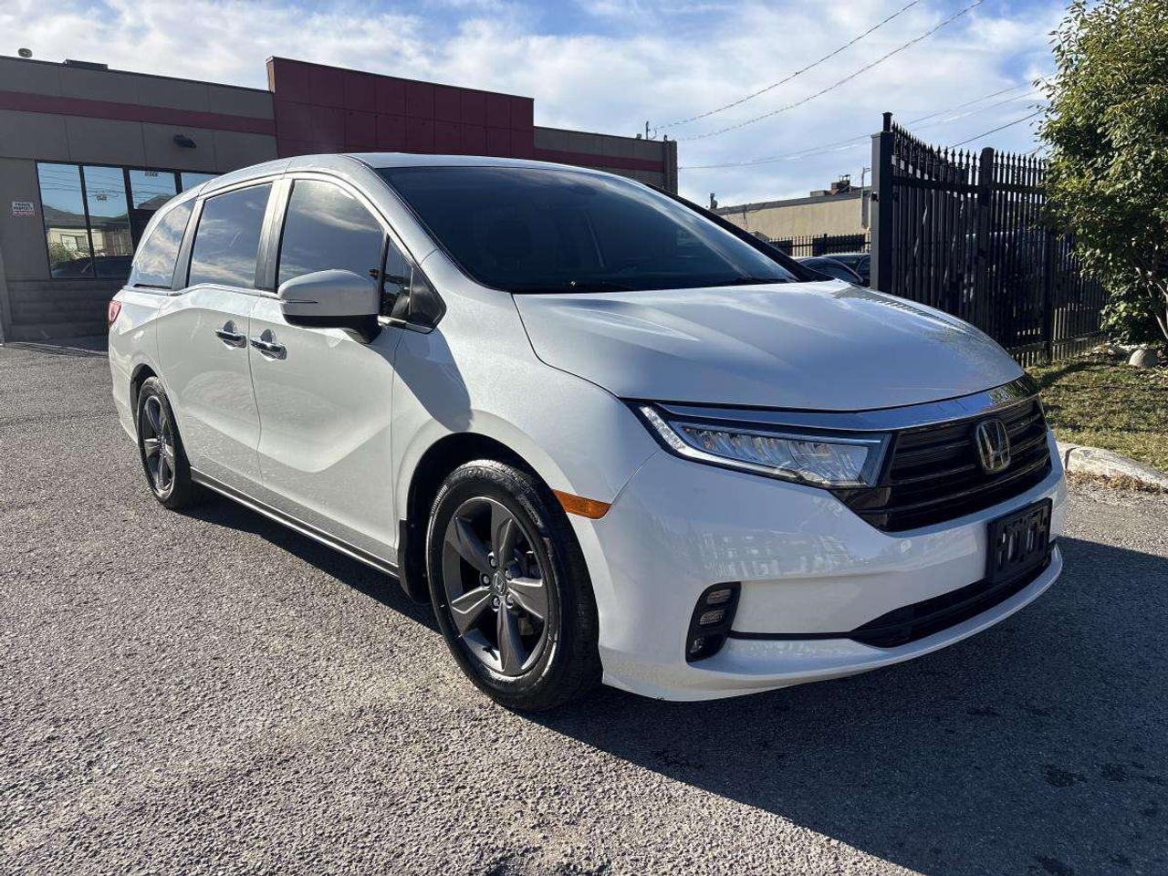 2023 Honda Odyssey EX Clean Carfax/One Owner Photo
