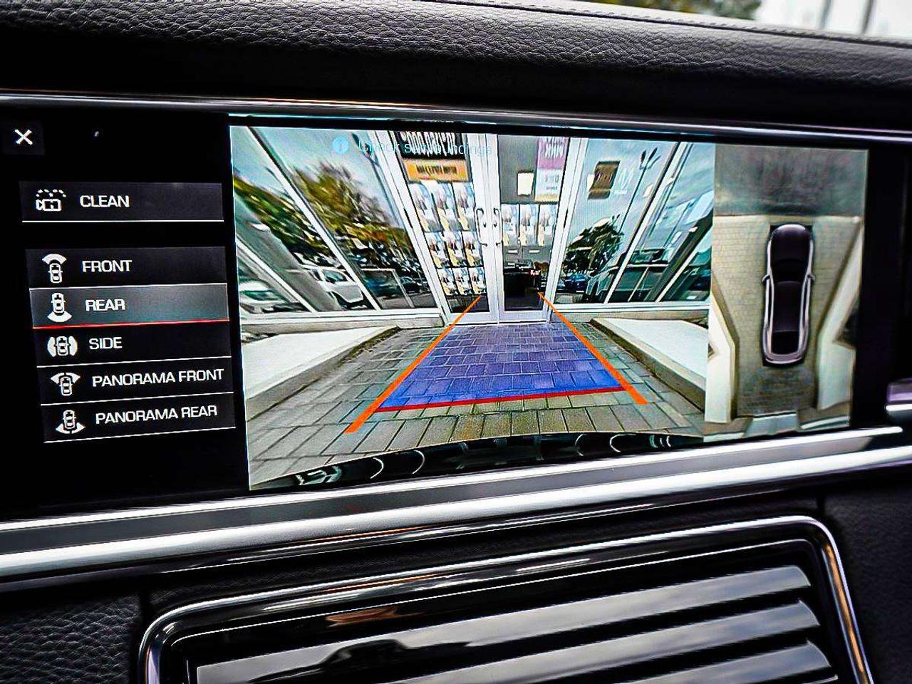 2020 Porsche Panamera  Photo