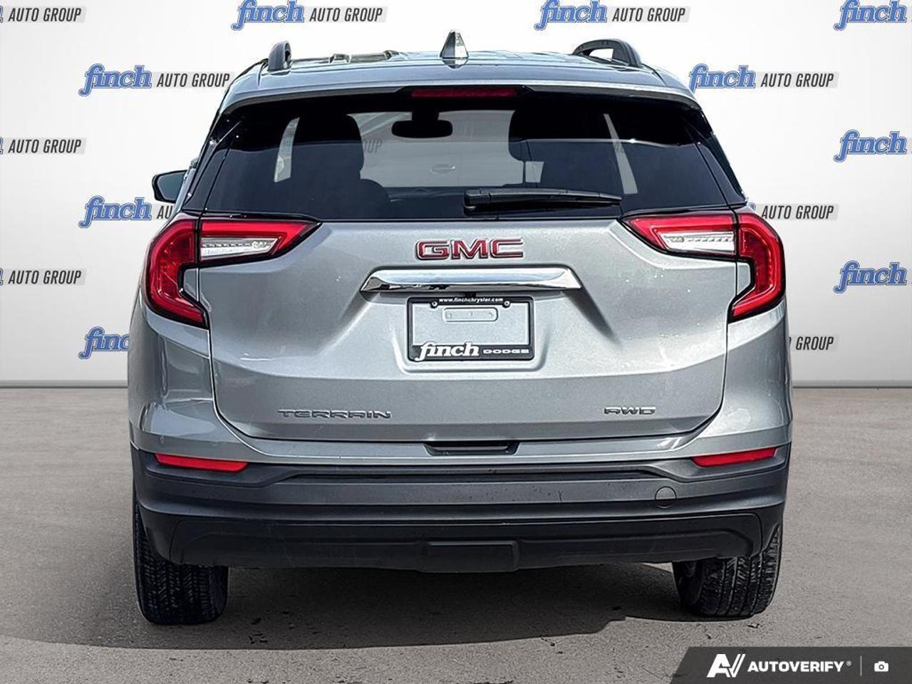 2024 GMC Terrain SLE 4dr All-Wheel Drive Photo