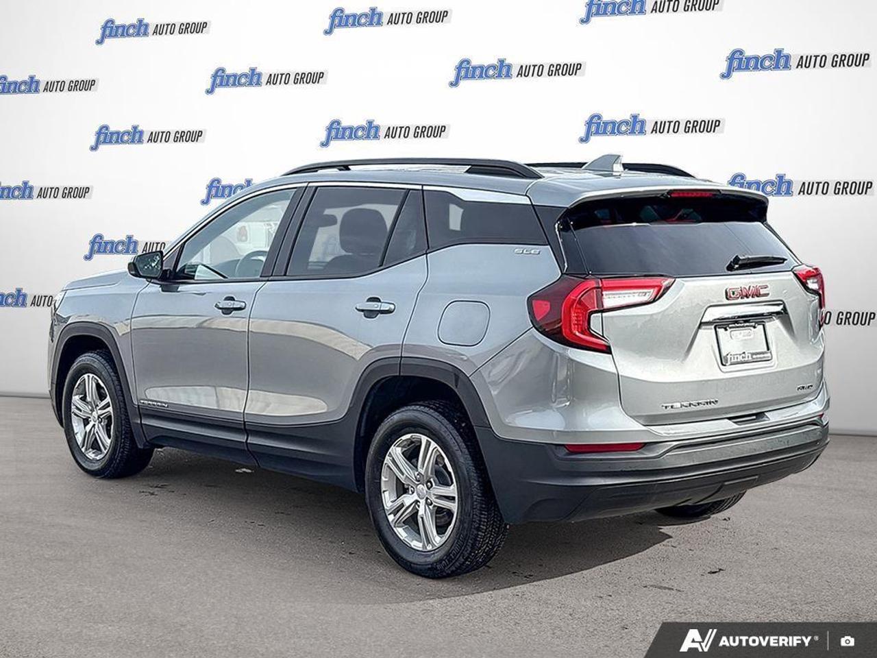 2024 GMC Terrain SLE 4dr All-Wheel Drive Photo3