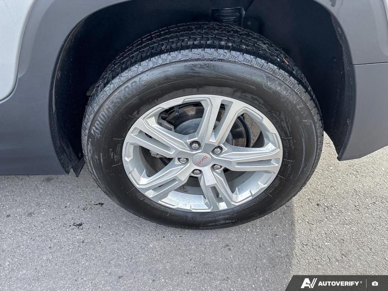 2024 GMC Terrain SLE 4dr All-Wheel Drive Photo