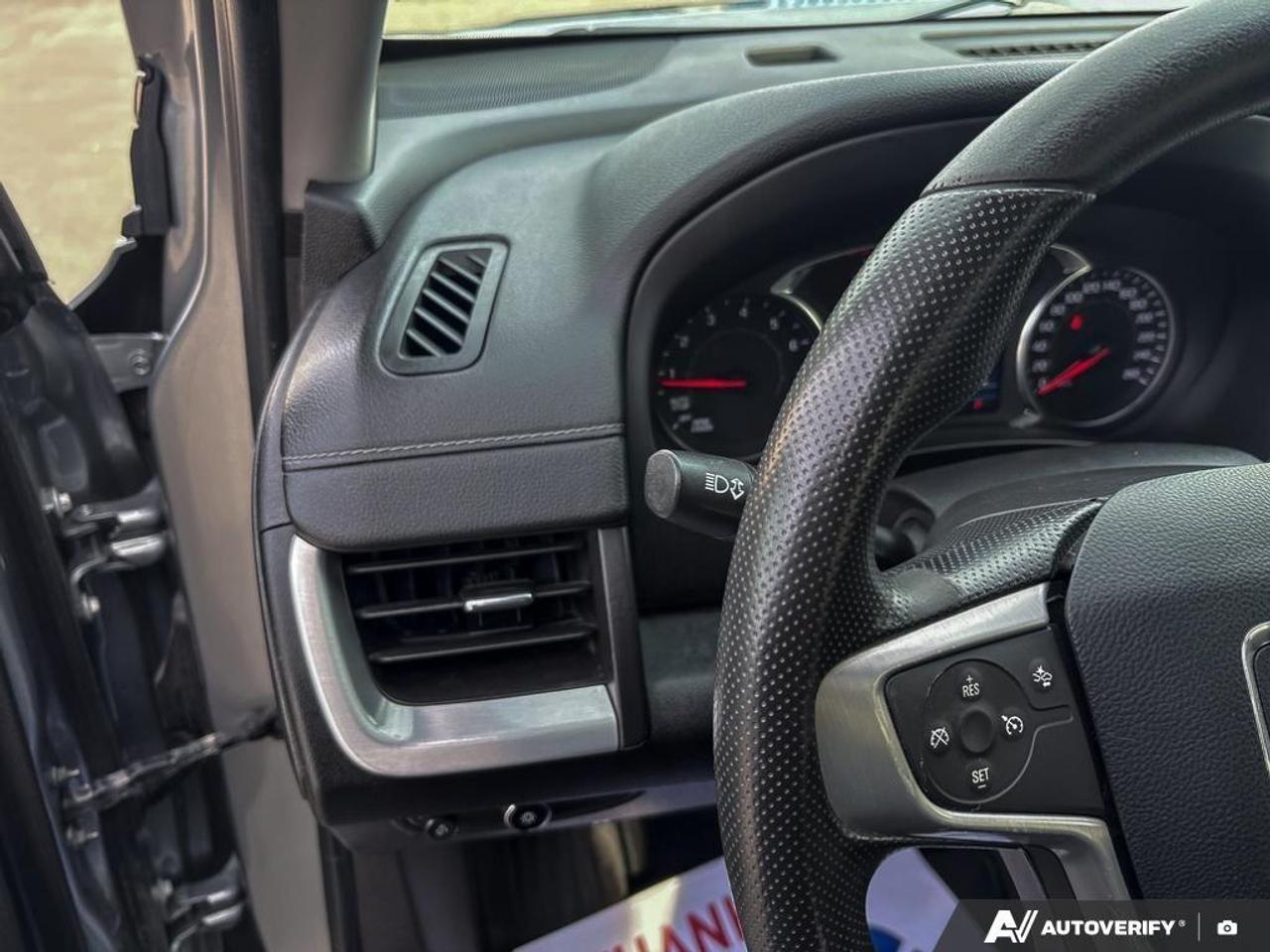 2024 GMC Terrain SLE 4dr All-Wheel Drive Photo