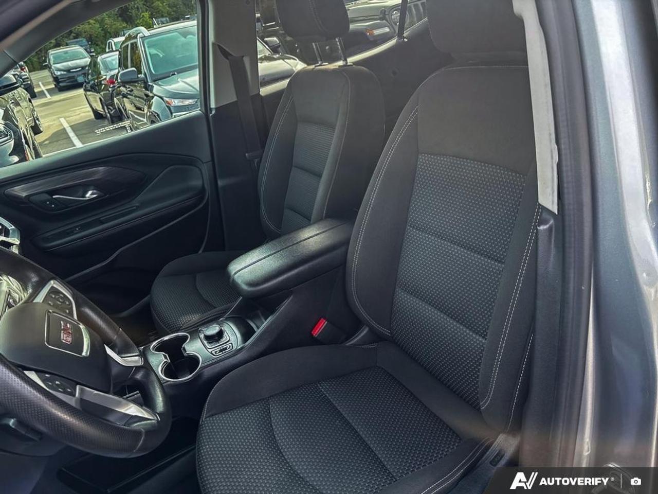 2024 GMC Terrain SLE 4dr All-Wheel Drive Photo