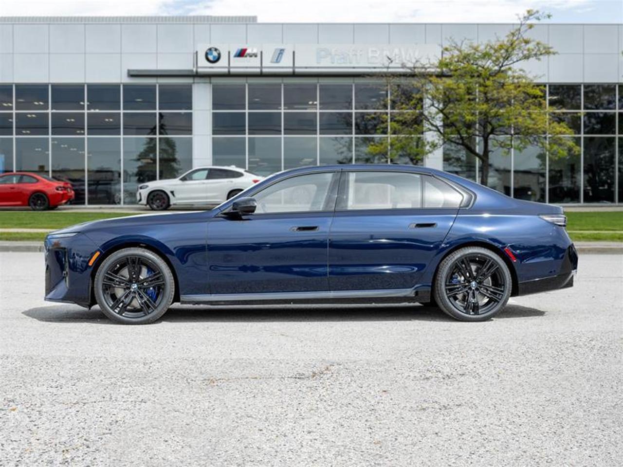 2027 BMW 740 xDrive MSE 4dr All-Wheel Drive Sedan Photo