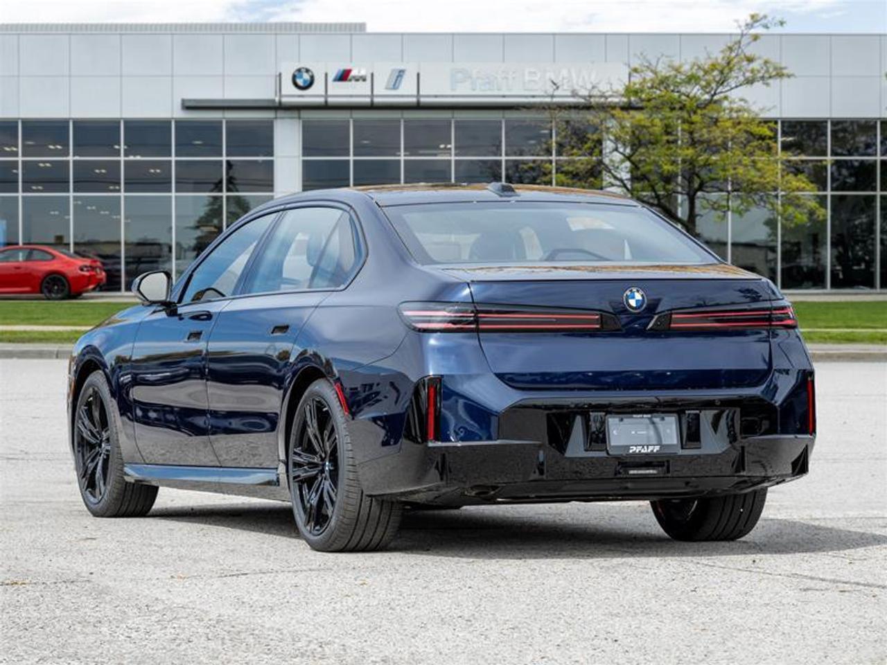 2027 BMW 740 xDrive MSE 4dr All-Wheel Drive Sedan Photo