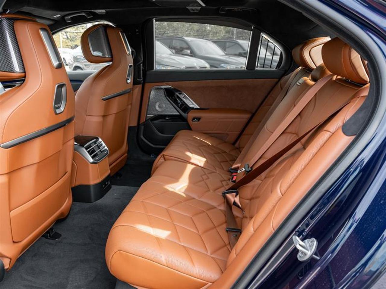 2027 BMW 740 xDrive MSE 4dr All-Wheel Drive Sedan Photo