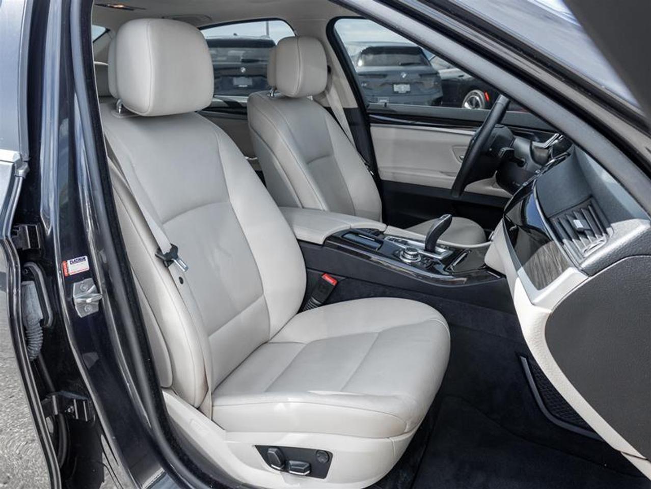2013 BMW 528 i xDrive 4dr All-wheel Drive Sedan Photo