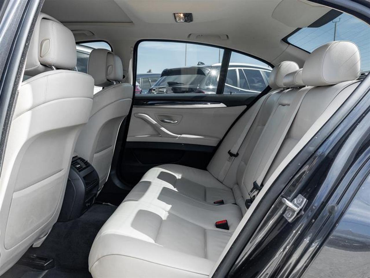 2013 BMW 528 i xDrive 4dr All-wheel Drive Sedan Photo