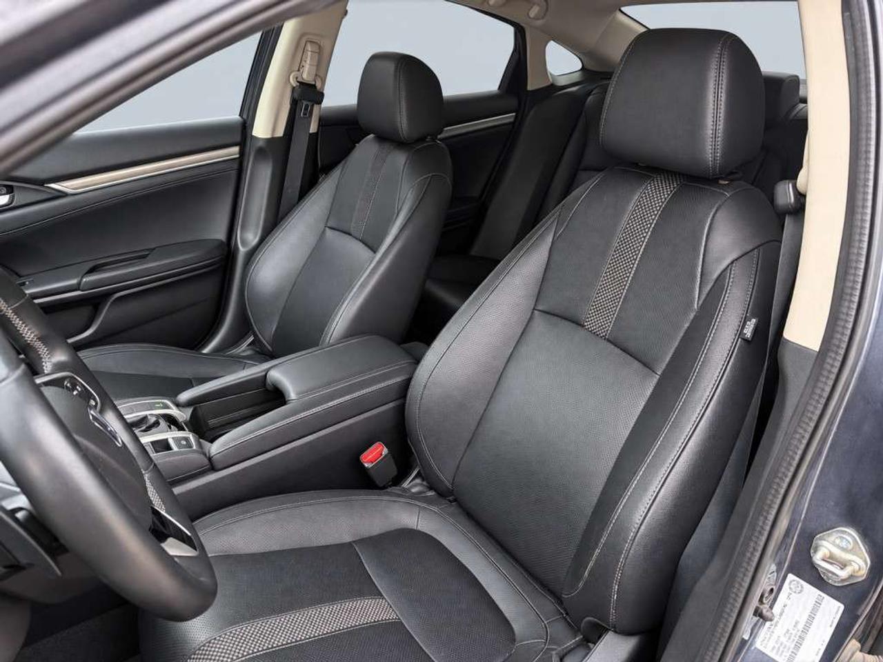 2020 Honda Civic Touring   Leather   Sunroof   NAV   Heated Seats Front & Back   Fully Loaded Photo