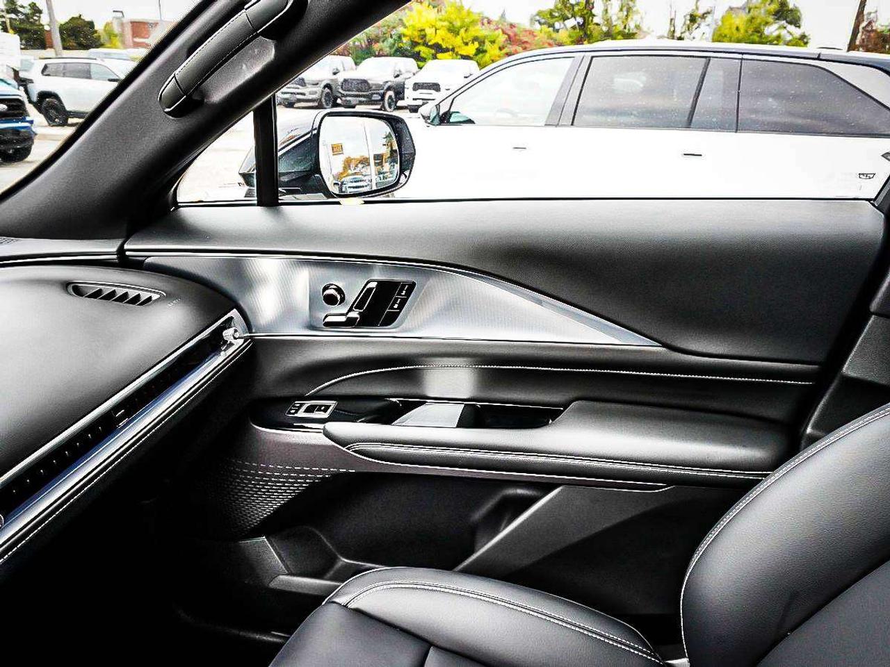 2024 Cadillac LYRIQ  Photo