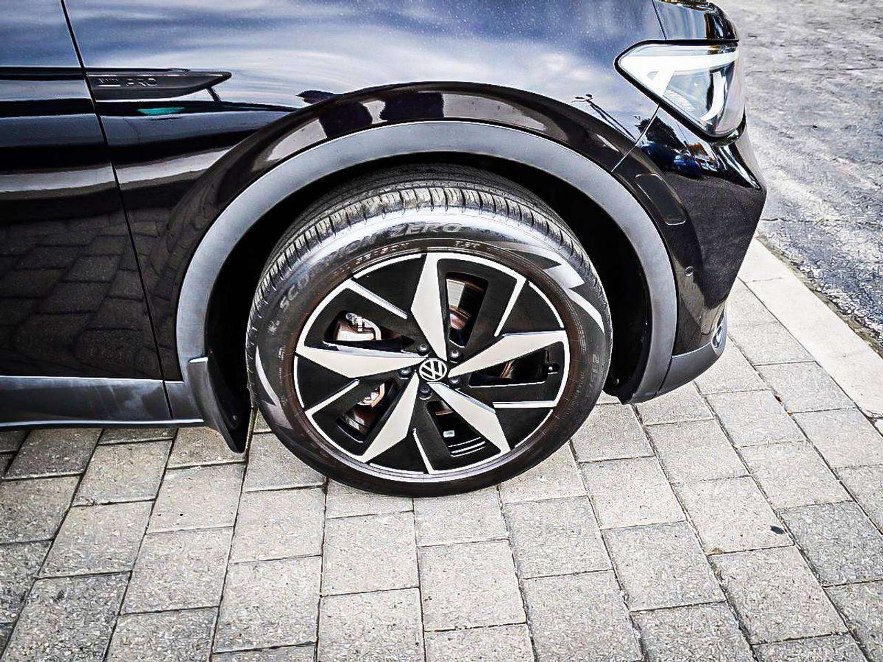2023 Volkswagen ID.4  Photo