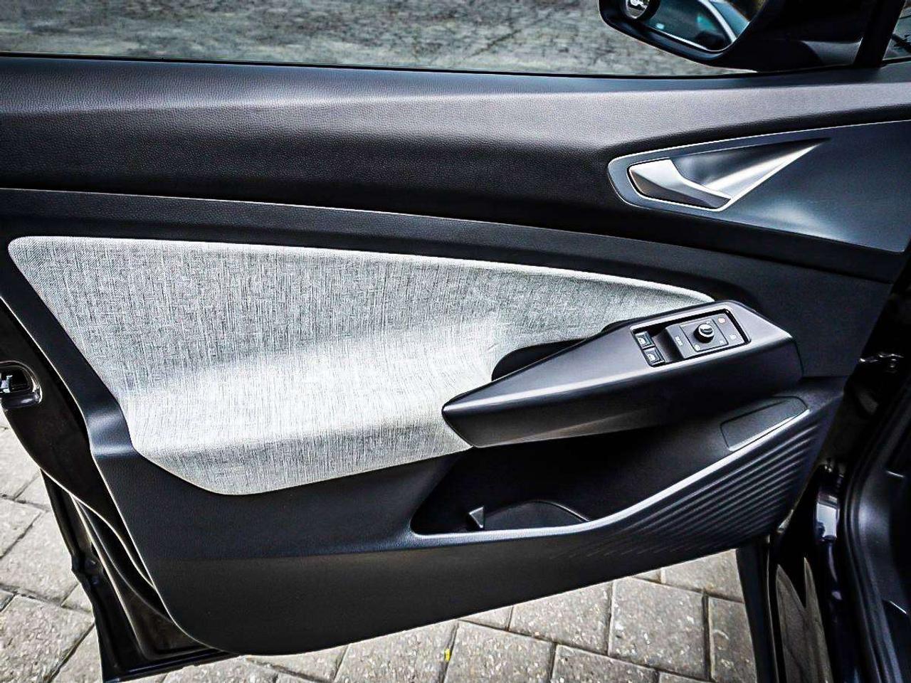 2023 Volkswagen ID.4  Photo