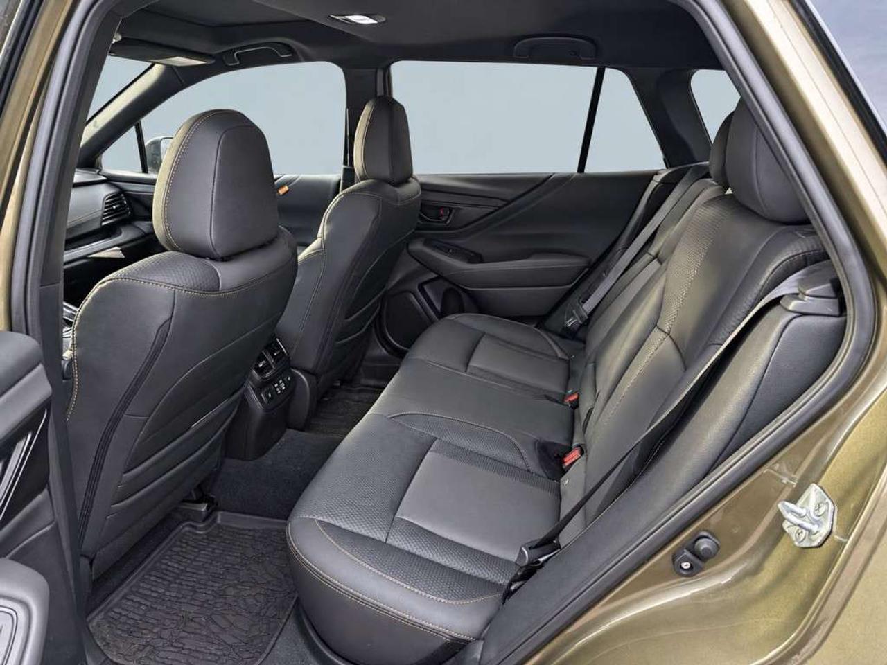 2024 Subaru Outback WILDERNESS / 2.4L TURBO / MOONROOF / Leather / Heated Seats / Heated Steering / 11.6 Screen / Wireless CarPlay Photo