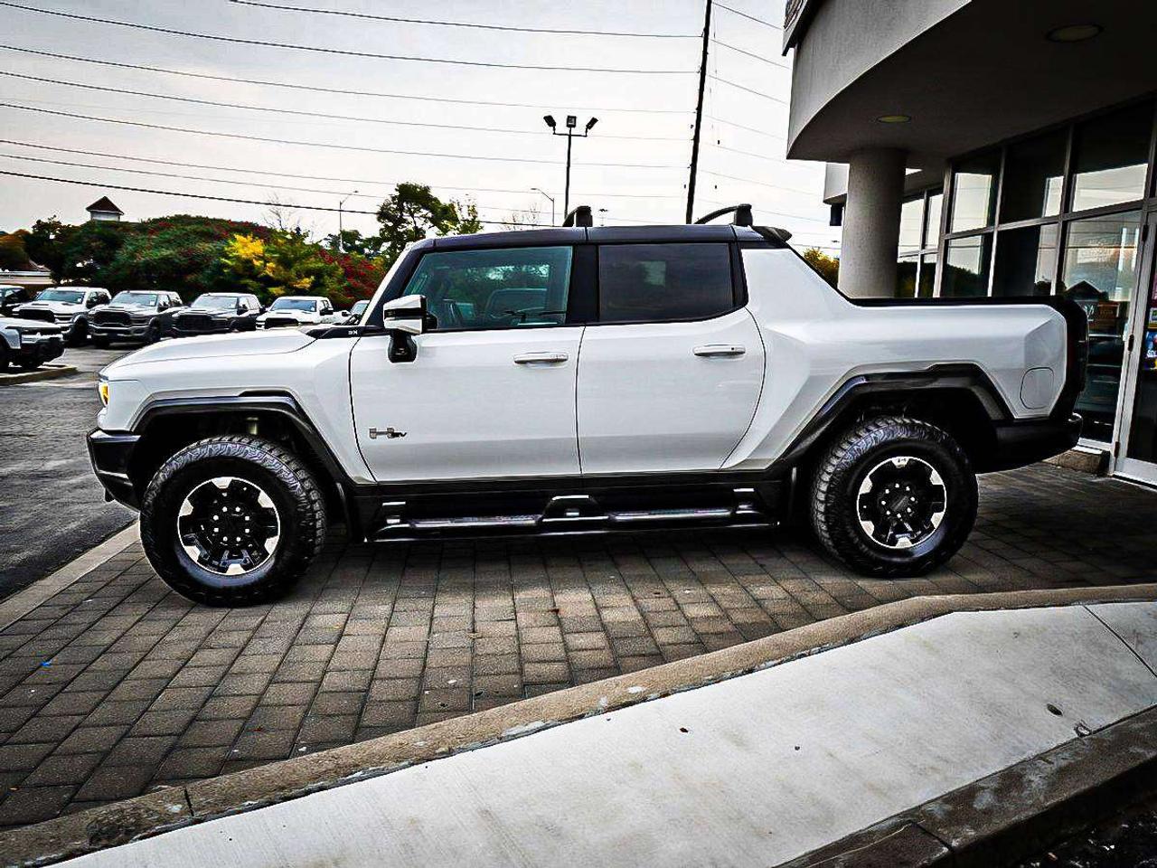 2024 GMC HUMMER EV Pickup  Photo