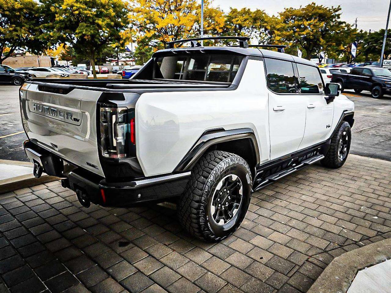 2024 GMC HUMMER EV Pickup  Photo