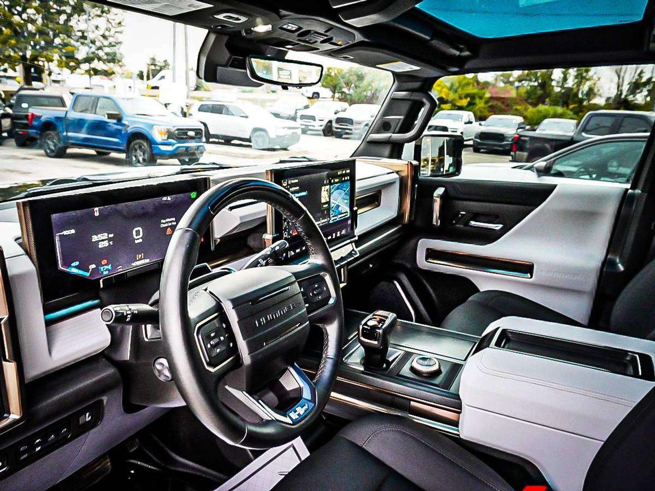 2024 GMC HUMMER EV Pickup  Photo