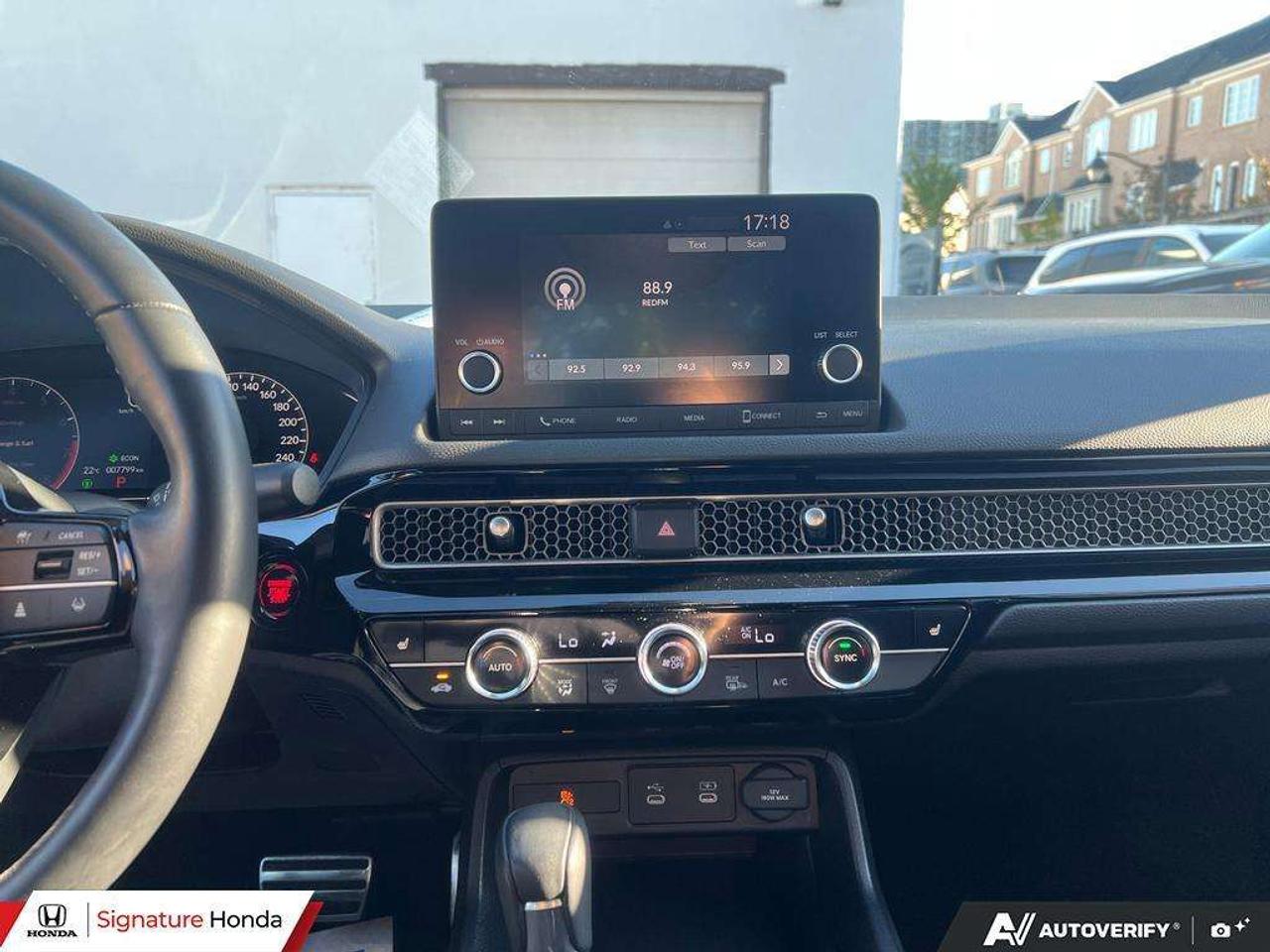 2025 Honda Civic Sport Photo
