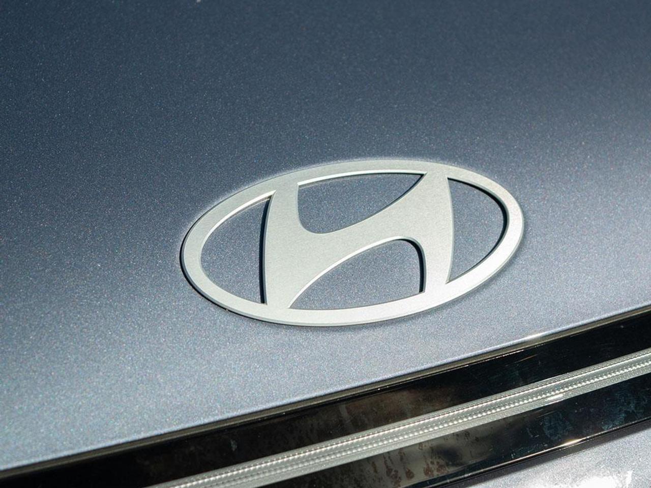 2025 Hyundai KONA  Photo
