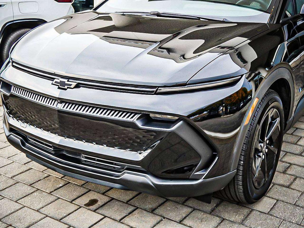 2026 Chevrolet Equinox  Photo4