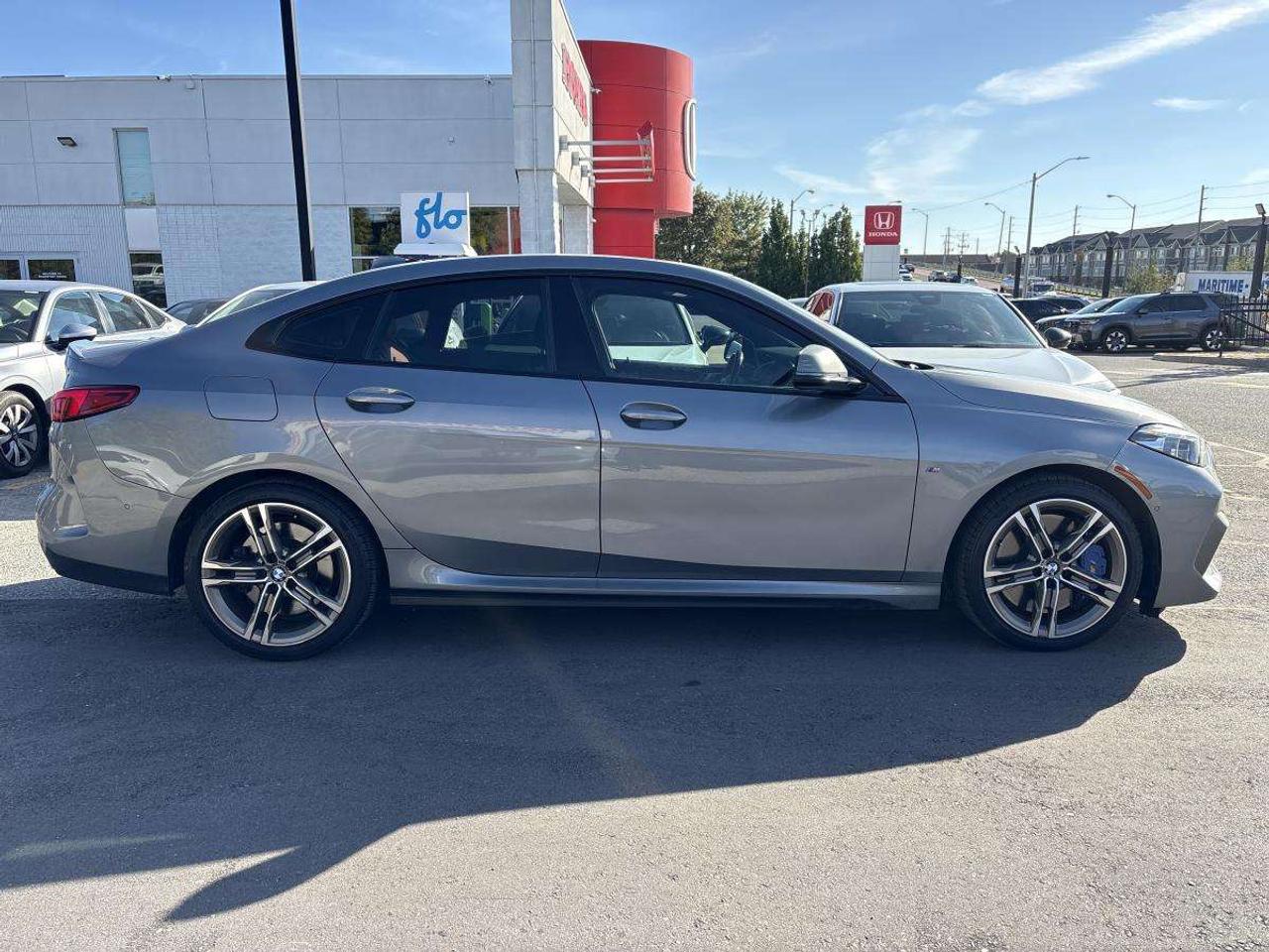 2022 BMW 2 Series M235i xDrive Photo
