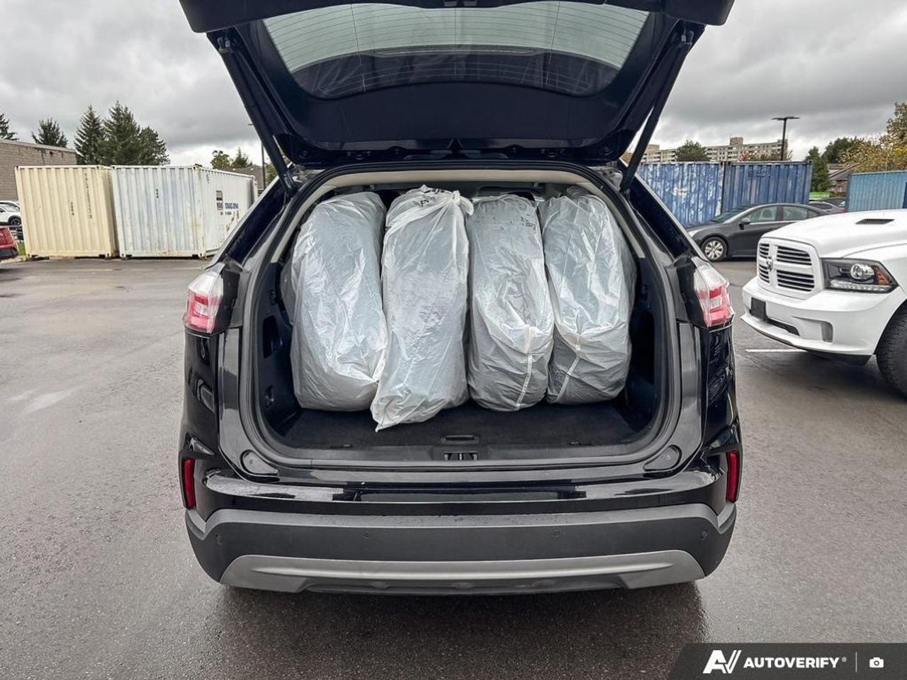 2022 Ford Edge  Photo