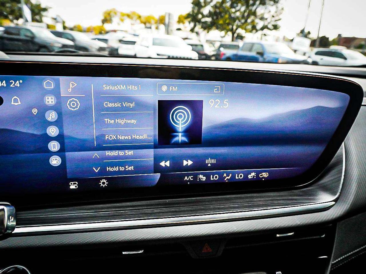 2024 Buick Envision  Photo