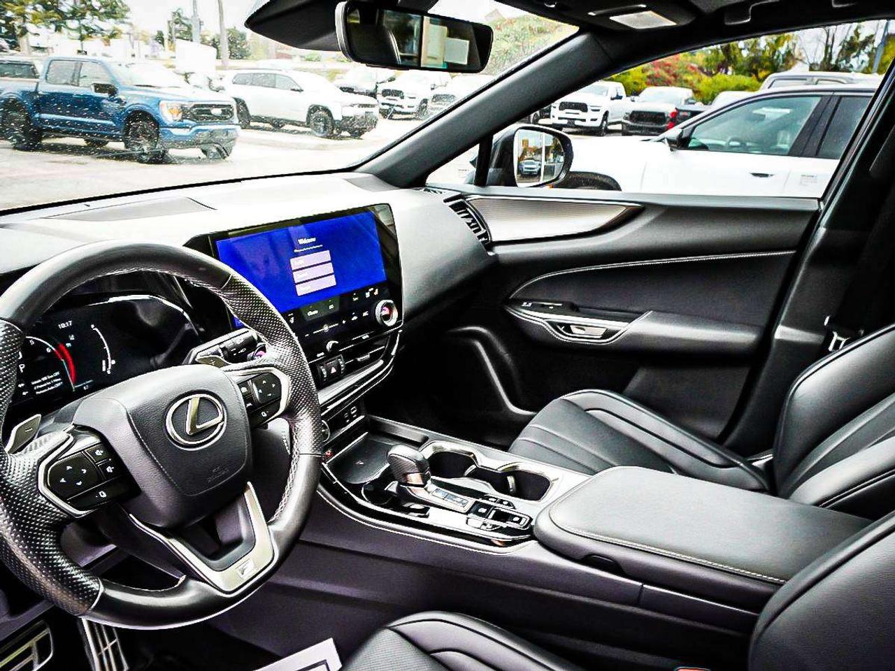 2025 Lexus NX  Photo