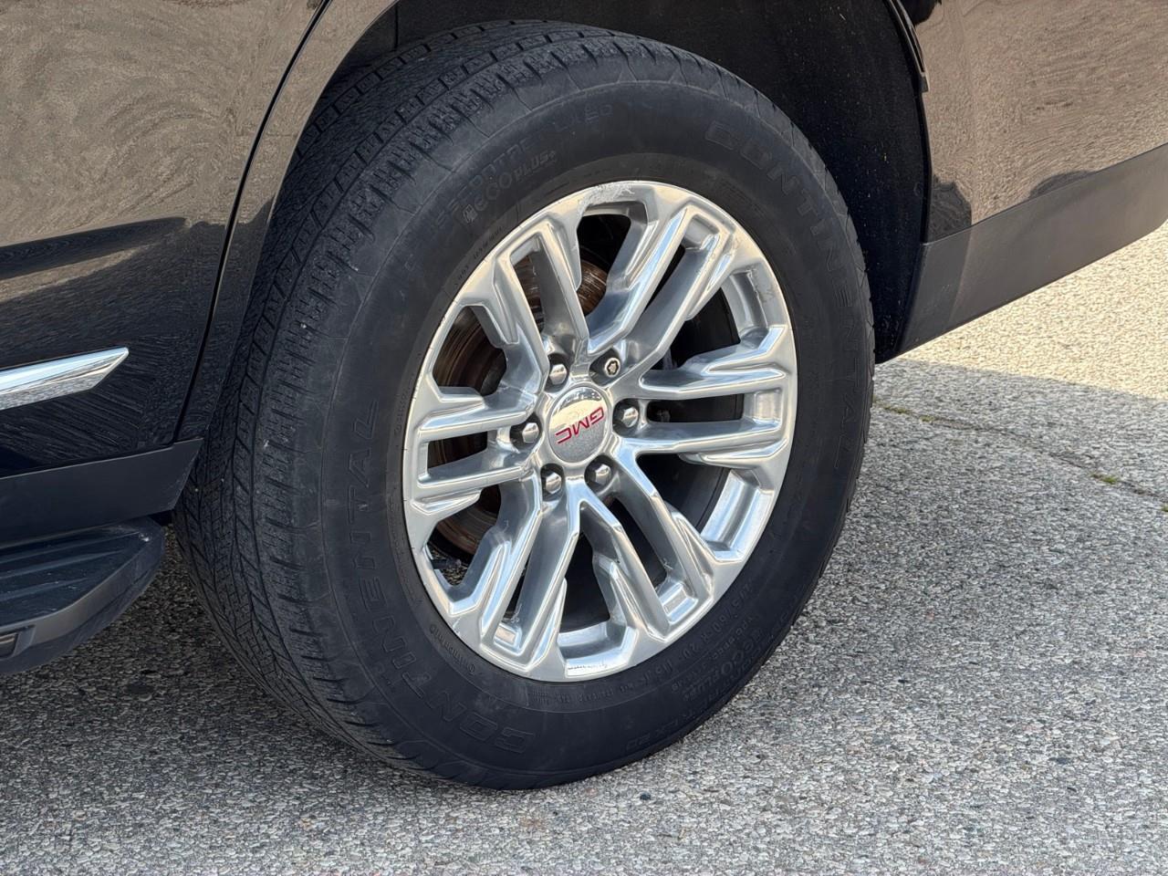 2021 GMC Yukon SLT 4X4 Photo