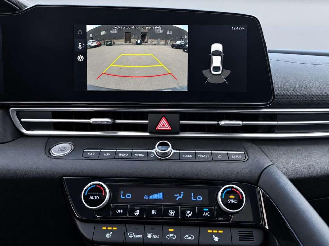 2023 Hyundai Elantra LUXURY HYBRID / NAVI / LEATHER / SUNROOF / VENTILATED SEATS / HEATED WHEEL / ADAPTIVE CRUISE Photo