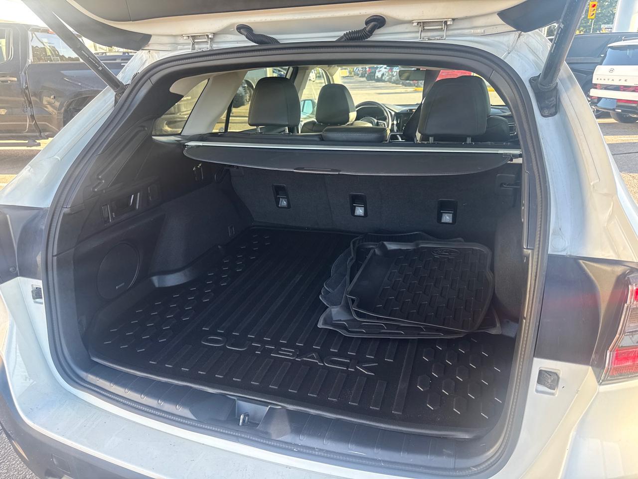 2023 Subaru Outback Limited XT 4dr All-Wheel Drive Photo