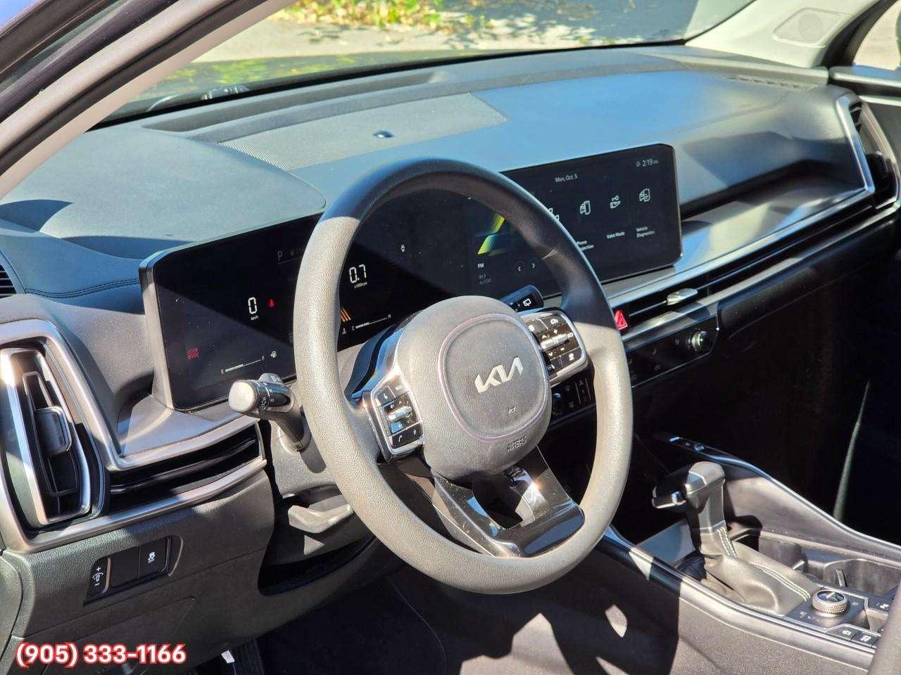 2024 Kia Sorento 2.5L LX Wireless Apple CarPlay & Android Auto • 12.3-inch Touchscreen Display • 7-Passenger Seating • Remote Start System Photo