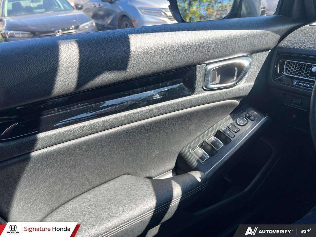 2025 Honda Civic Sport Touring Photo