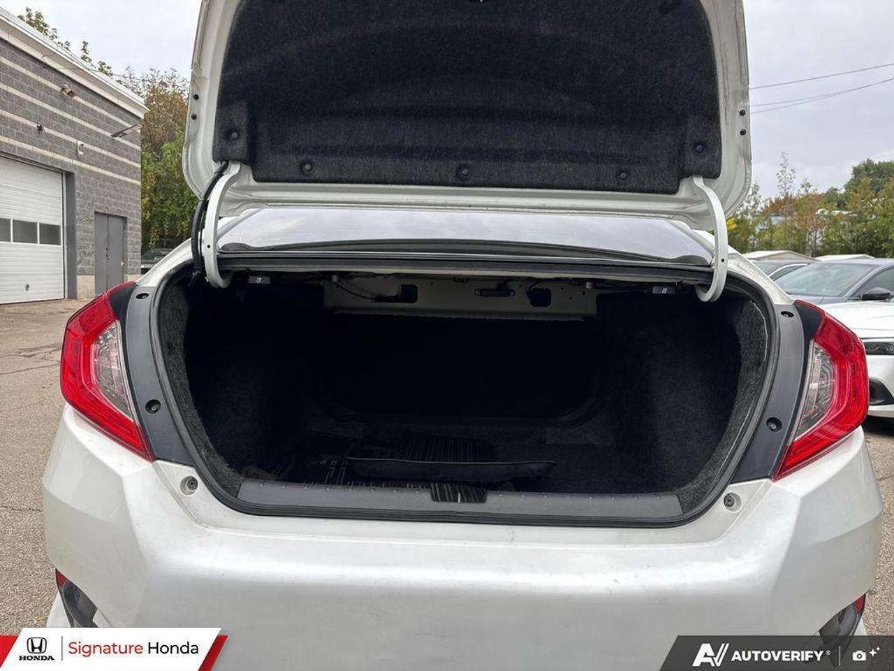 2019 Honda Civic EX Photo