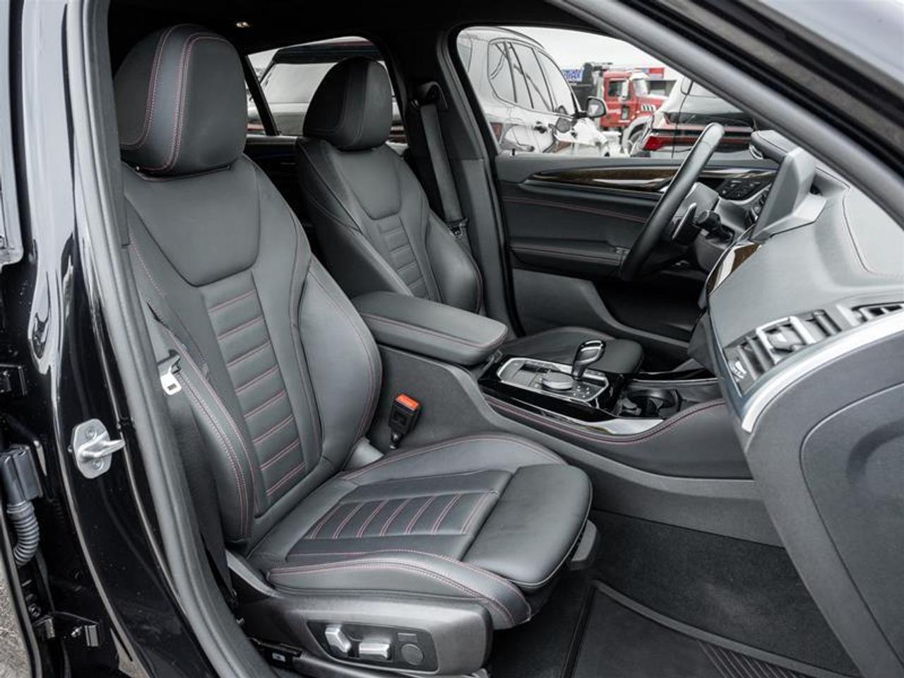 2023 BMW X4 M40i 4dr All-Wheel Drive Sports Activity Coupe Photo