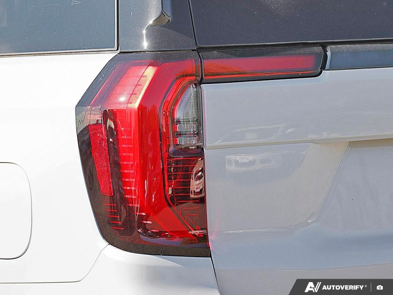 2027 GMC Yukon XL 4WD 4DR DENALI ULTIMATE Photo