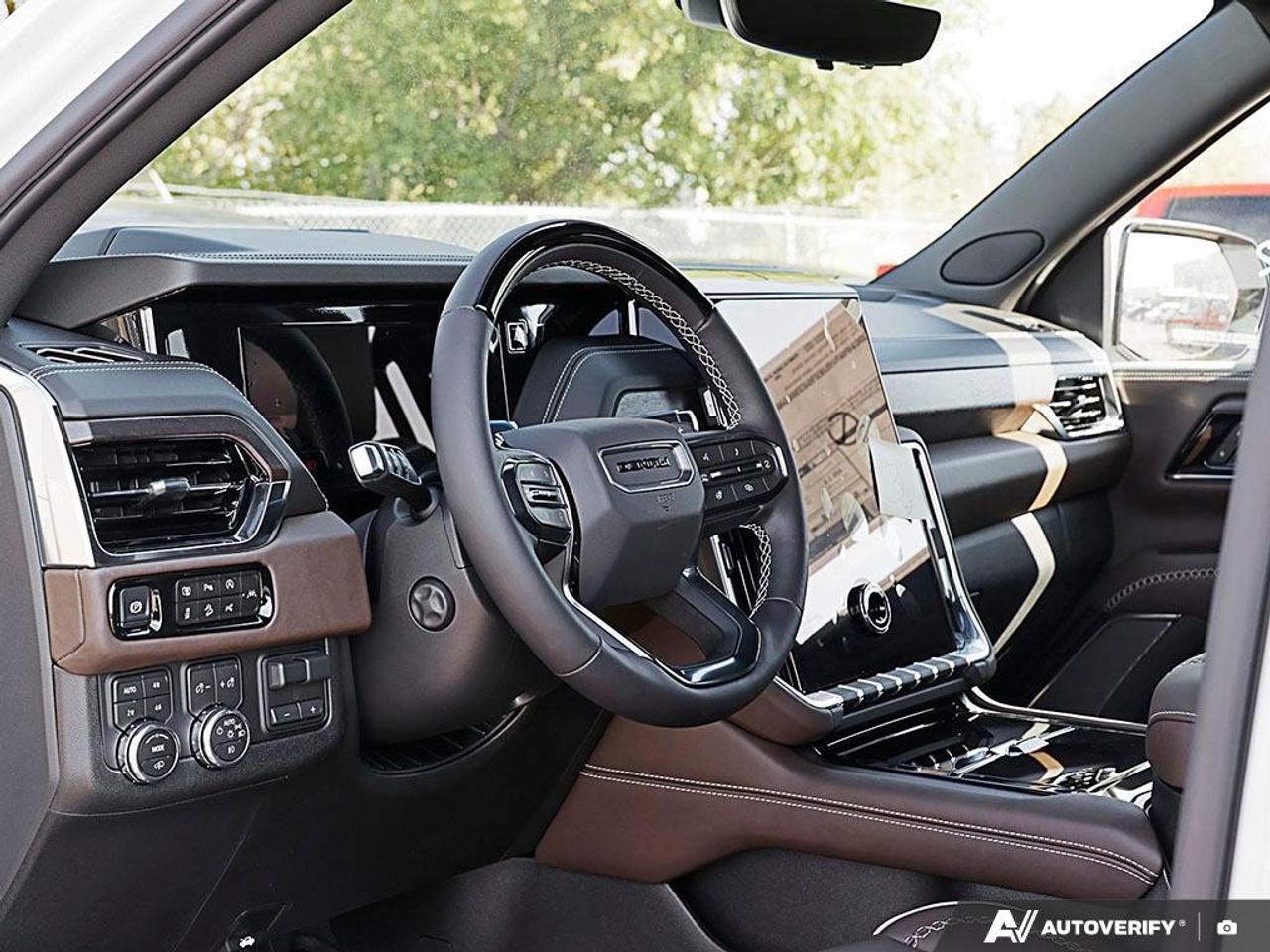 2027 GMC Yukon XL 4WD 4DR DENALI ULTIMATE Photo