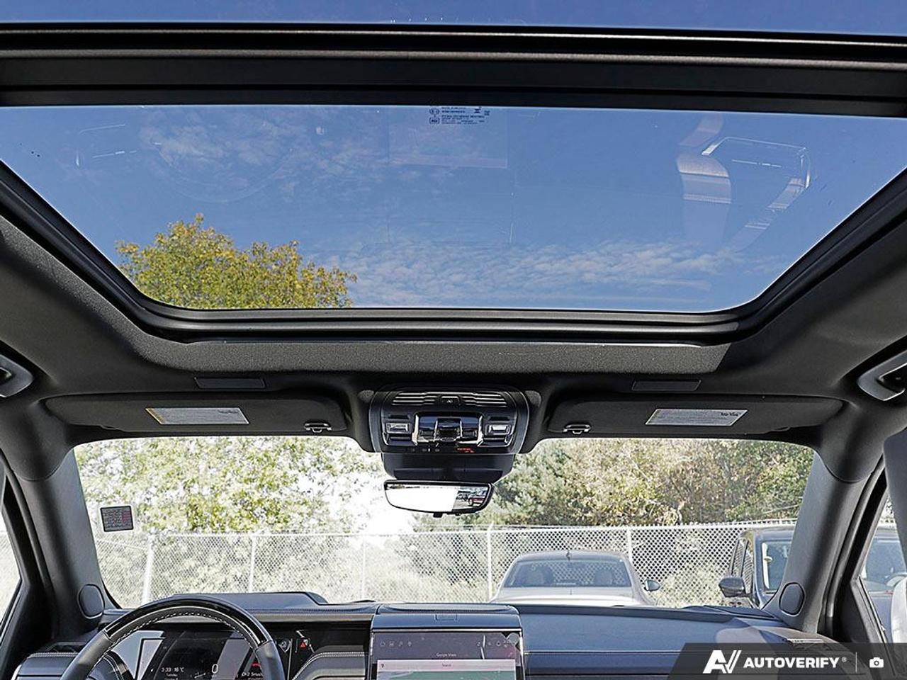 2027 GMC Yukon XL 4WD 4DR DENALI ULTIMATE Photo
